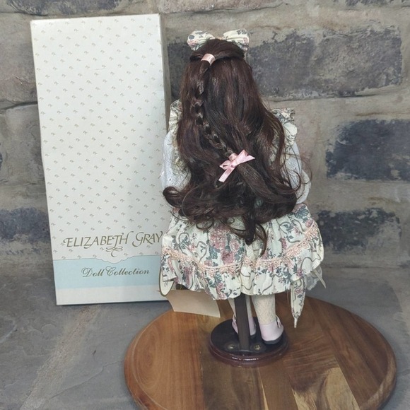 Elizabeth Gray Vintage Porcelain Doll Brunette 16" Floral Dress Parasol Basket - Picture 5 of 16